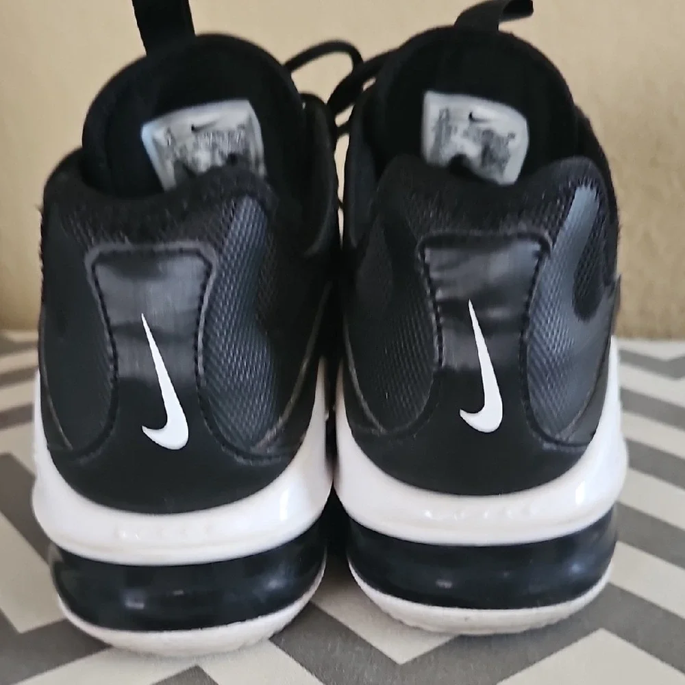 Nike sleek shoes